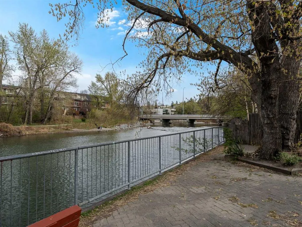 104 24 Avenue SW, #406