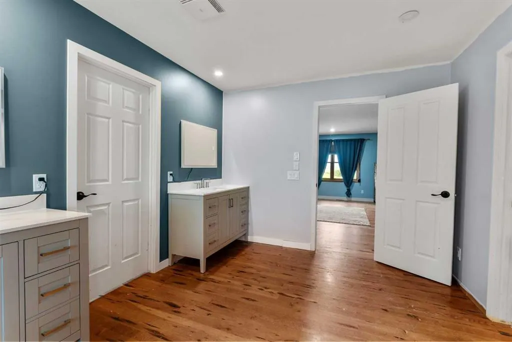 32075 402 Avenue W, #200