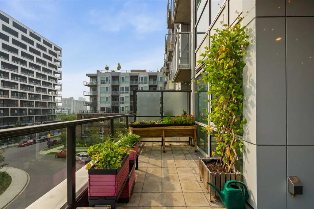 88 9 Street NE, #325