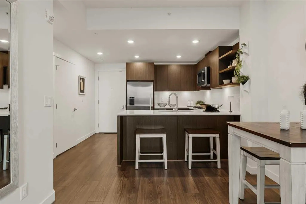 88 9 Street NE, #325