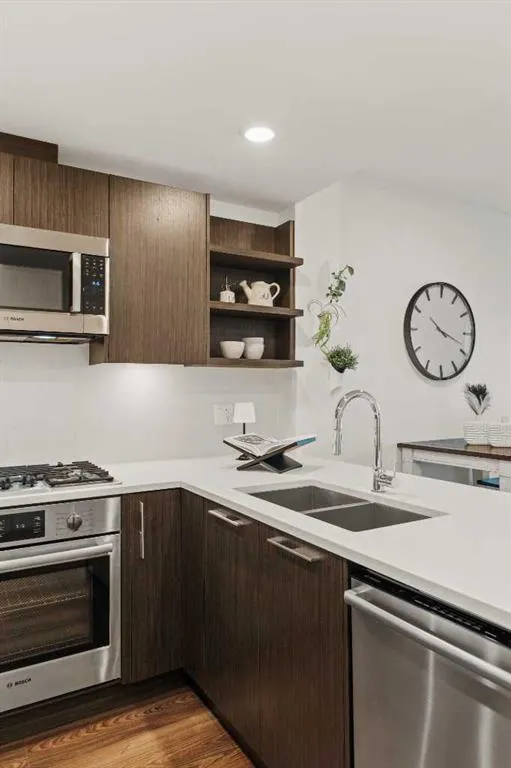 88 9 Street NE, #325