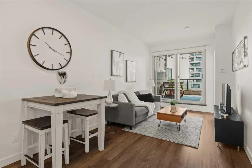 88 9 Street NE, #325