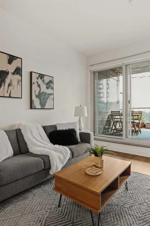 88 9 Street NE, #325