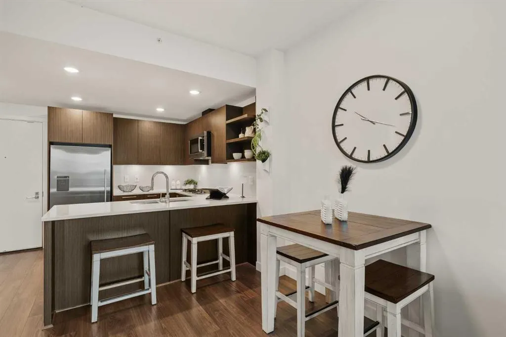 88 9 Street NE, #325