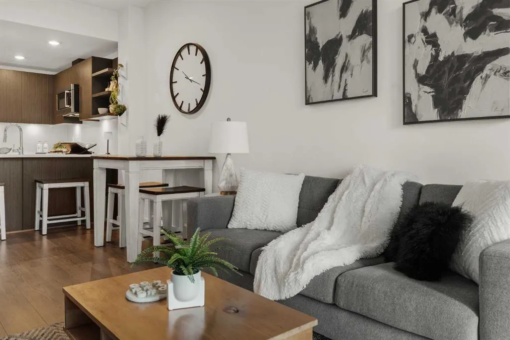 88 9 Street NE, #325