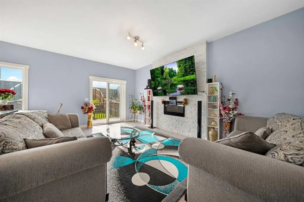 31 Baysprings Way SW