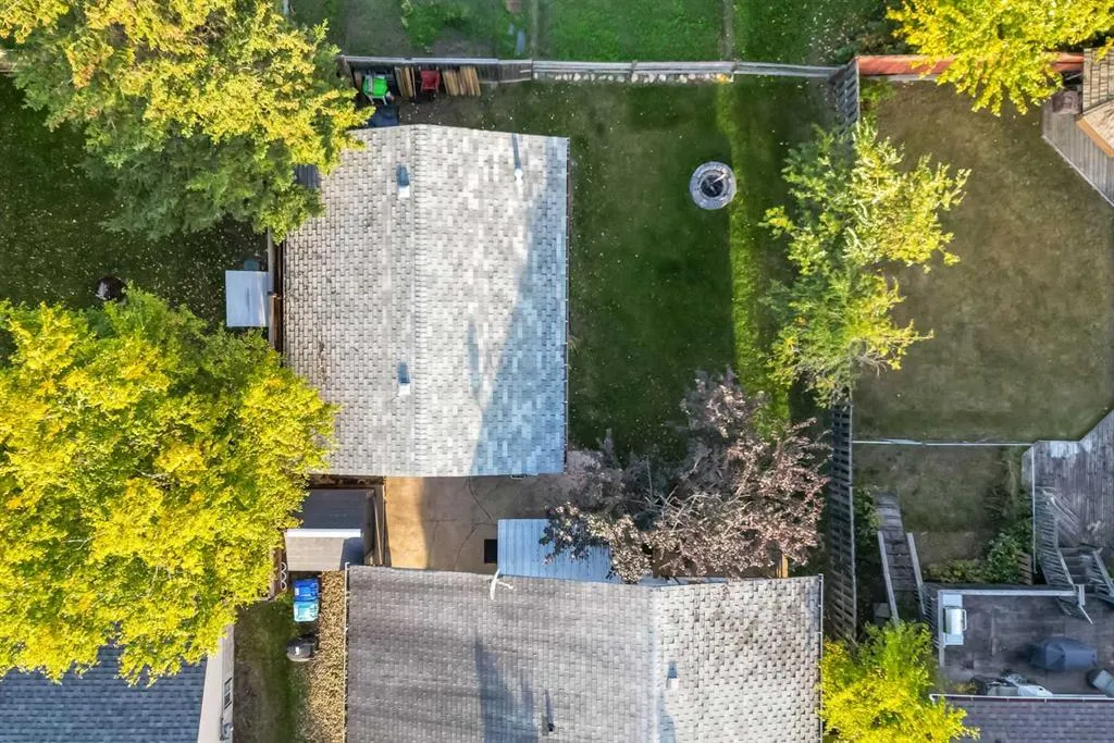 128 Ermine Crescent