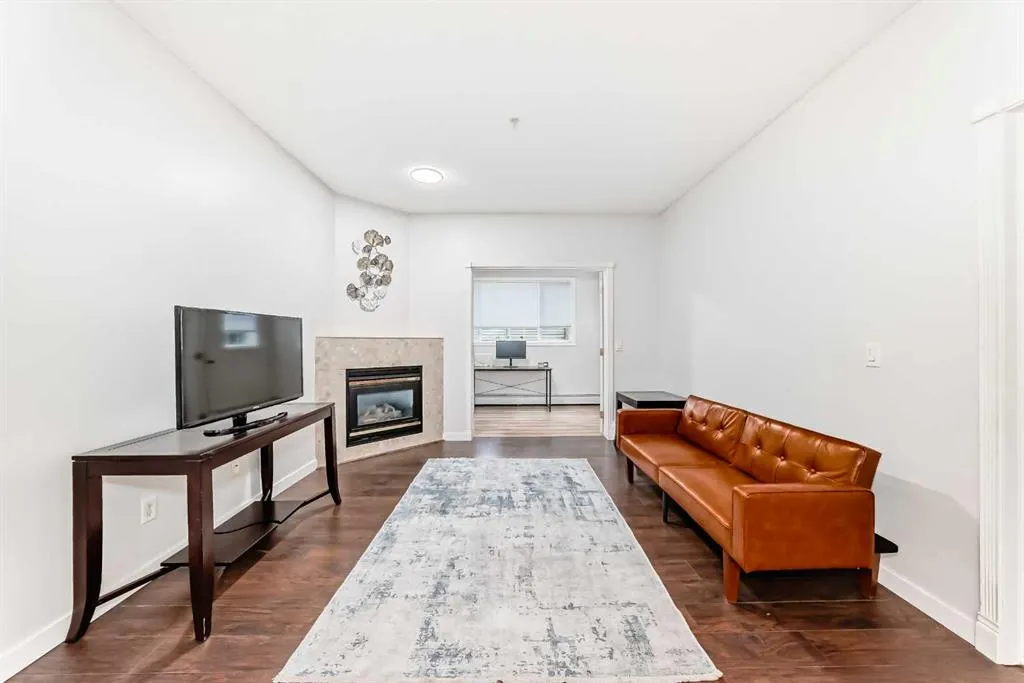 126 14 Avenue SW, #111