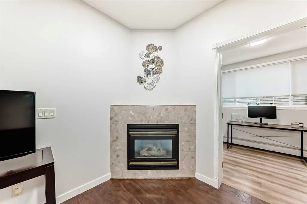 126 14 Avenue SW, #111