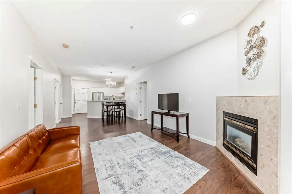 126 14 Avenue SW, #111