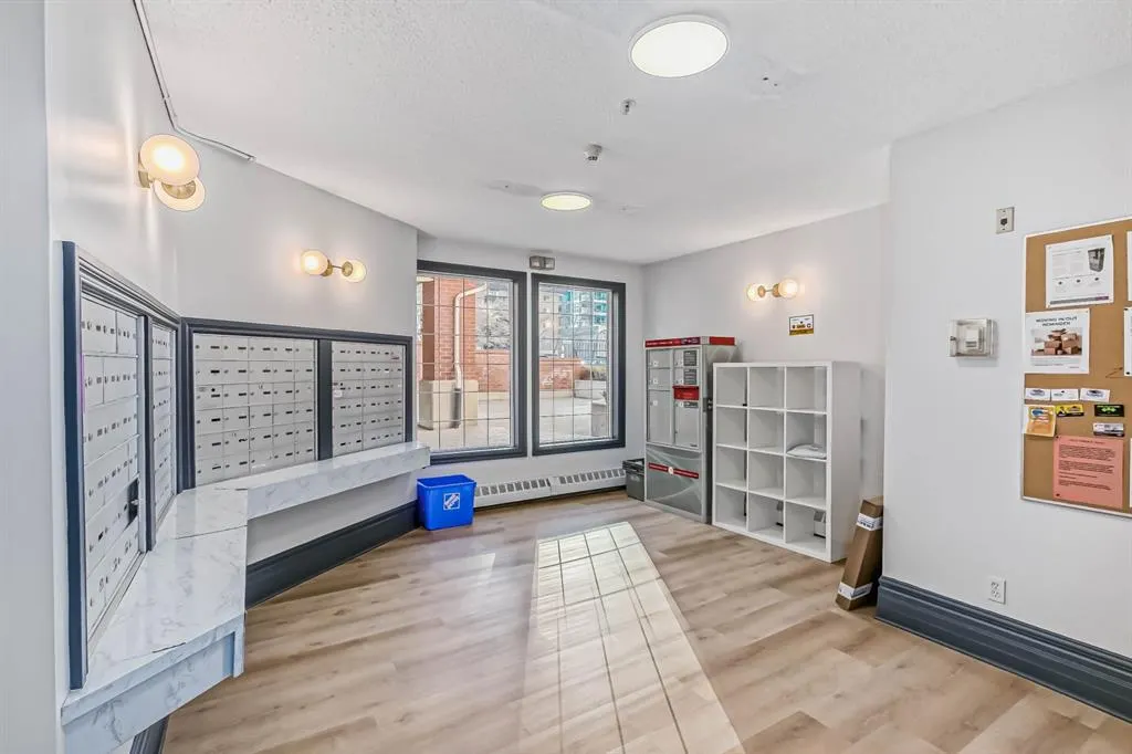 126 14 Avenue SW, #111
