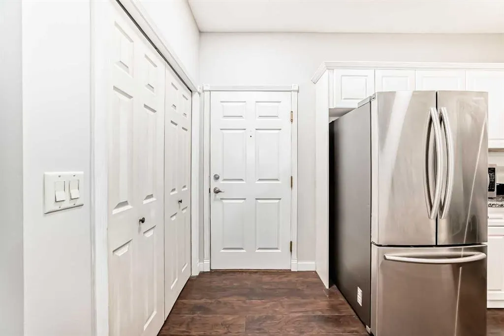 126 14 Avenue SW, #111