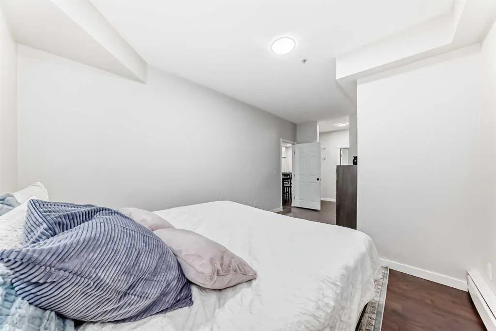 126 14 Avenue SW, #111