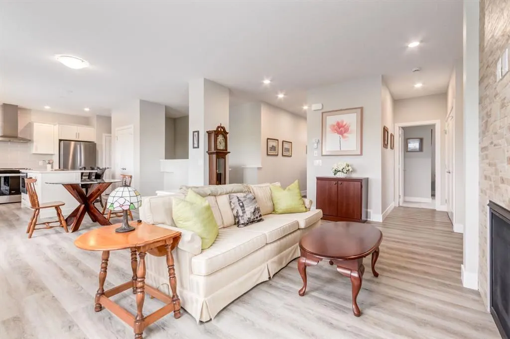 20 Silverado Crest Park SW, #220