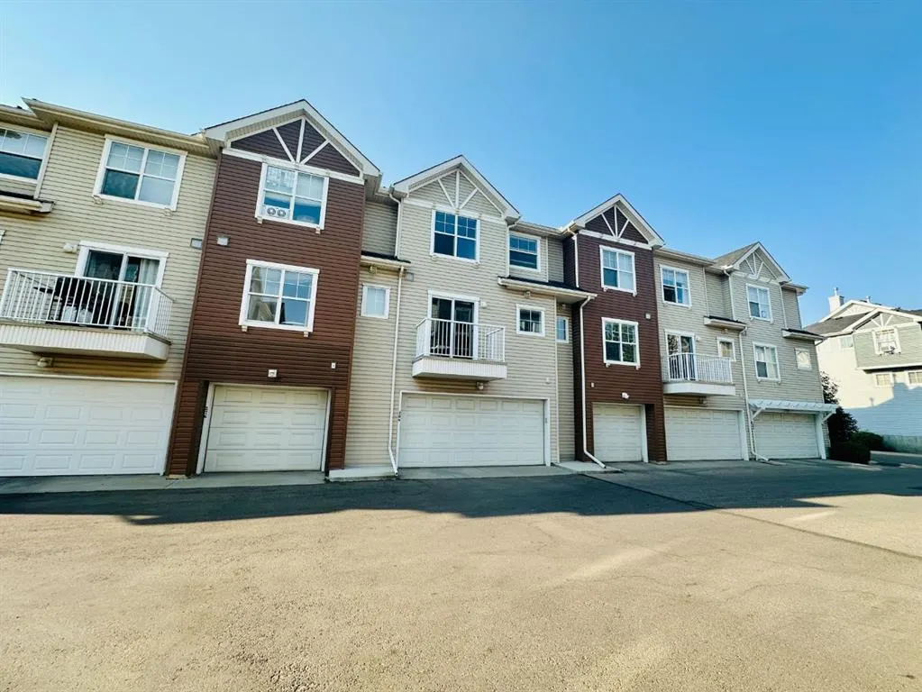 284 Elgin Gardens SE