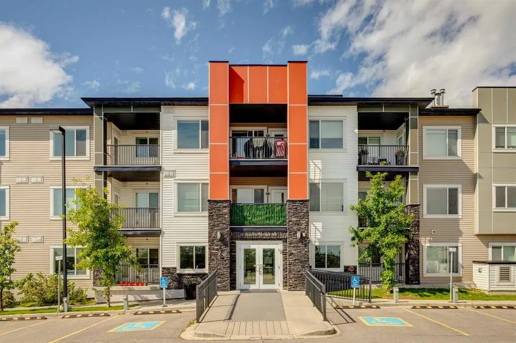 16 Sage Hill Terrace NW, #208