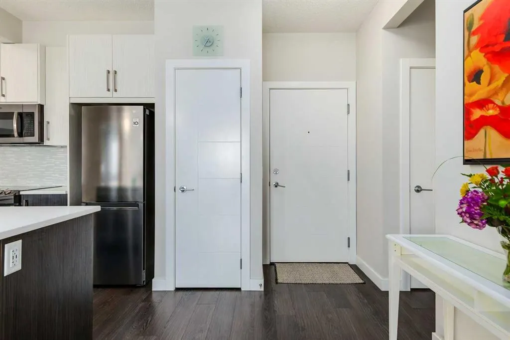 16 Sage Hill Terrace NW, #208