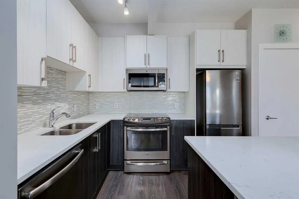 16 Sage Hill Terrace NW, #208