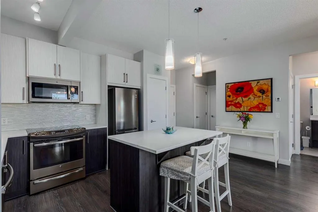 16 Sage Hill Terrace NW, #208
