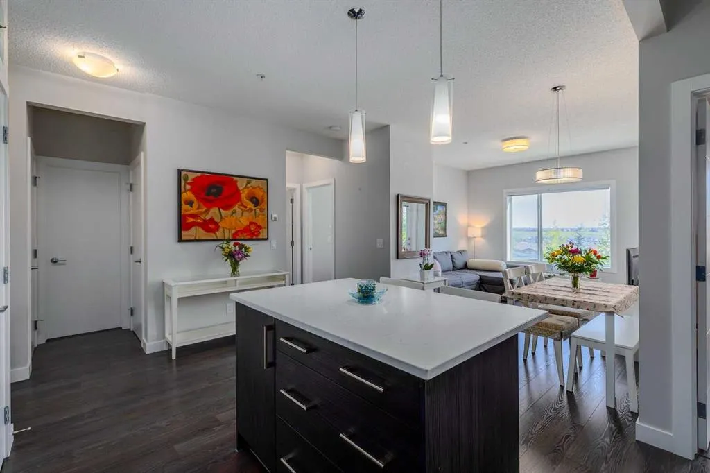 16 Sage Hill Terrace NW, #208