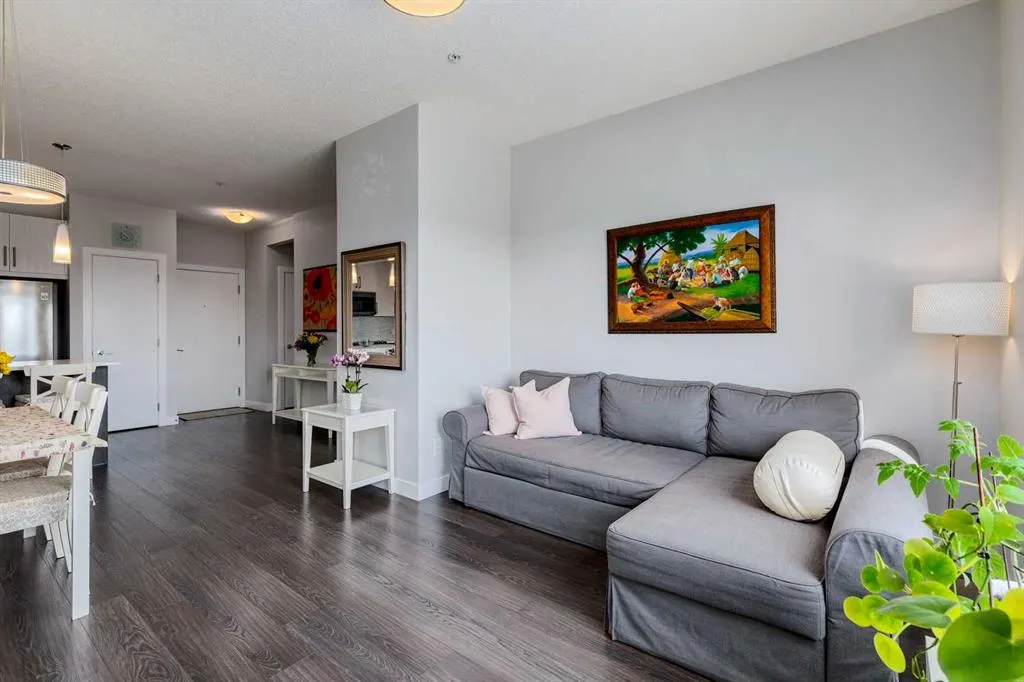 16 Sage Hill Terrace NW, #208