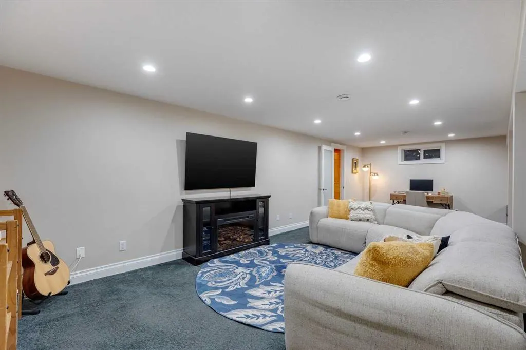 130 Windermere Road SW