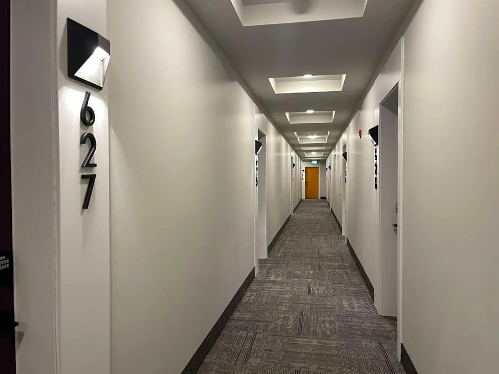 3932 University Avenue NW, #627