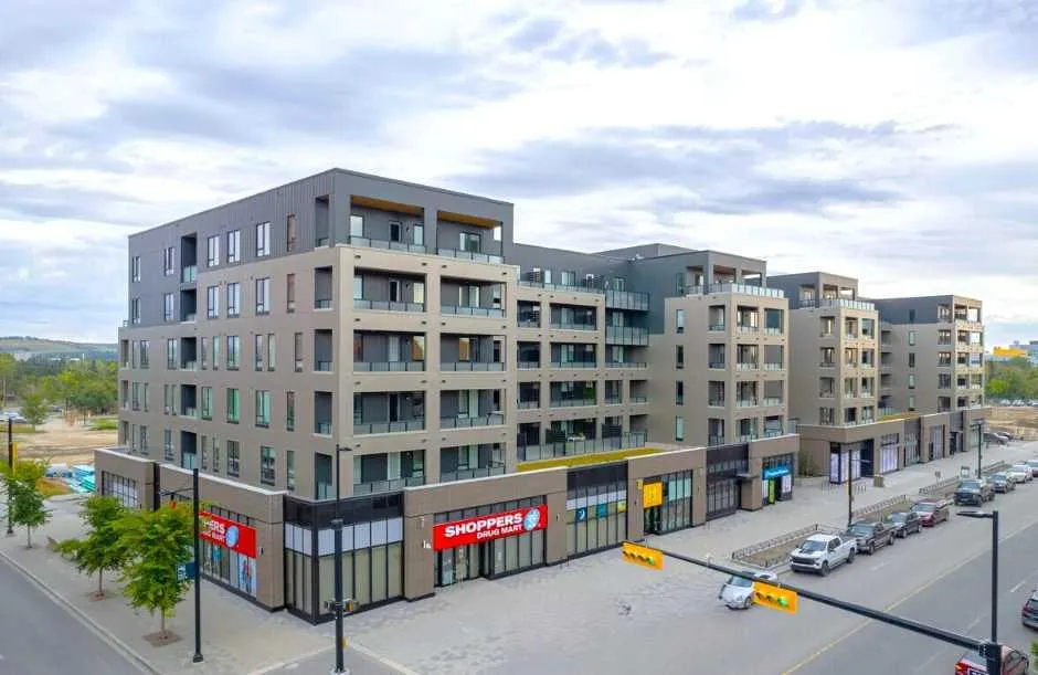 3932 University Avenue NW, #627