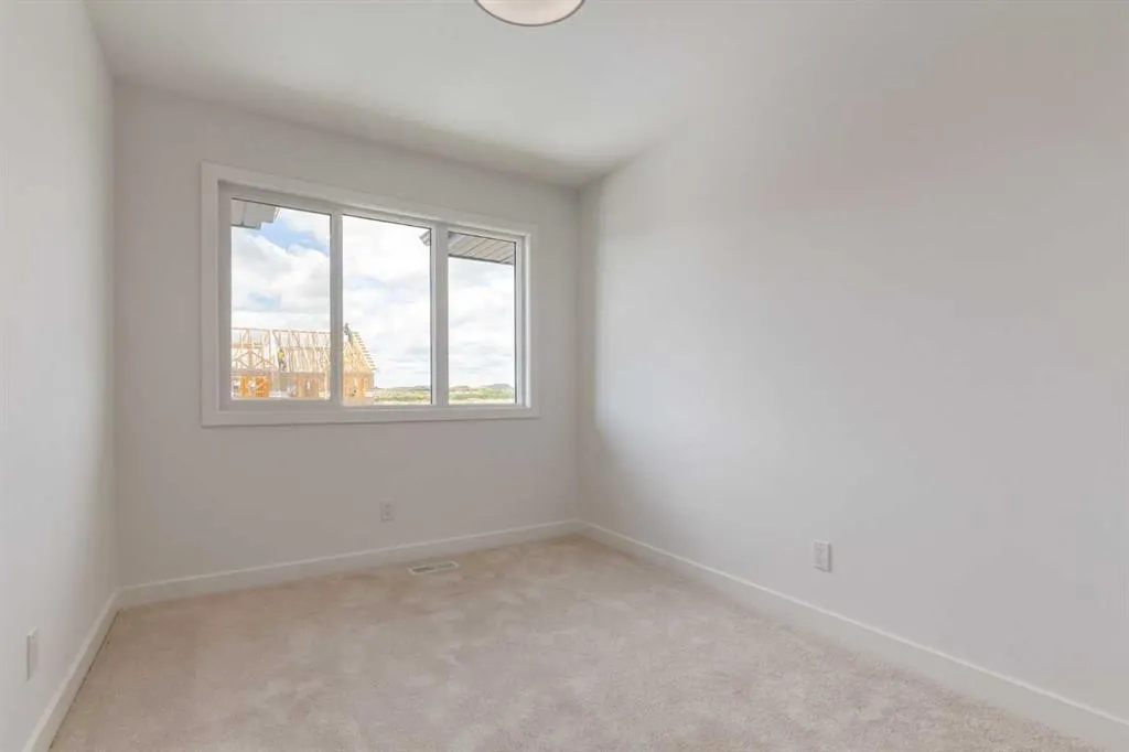 403 Clydesdale Avenue