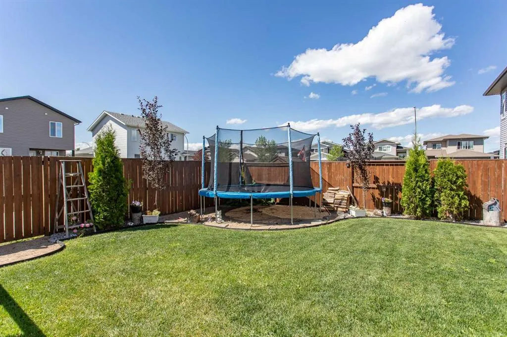 66 WOODBINE Avenue