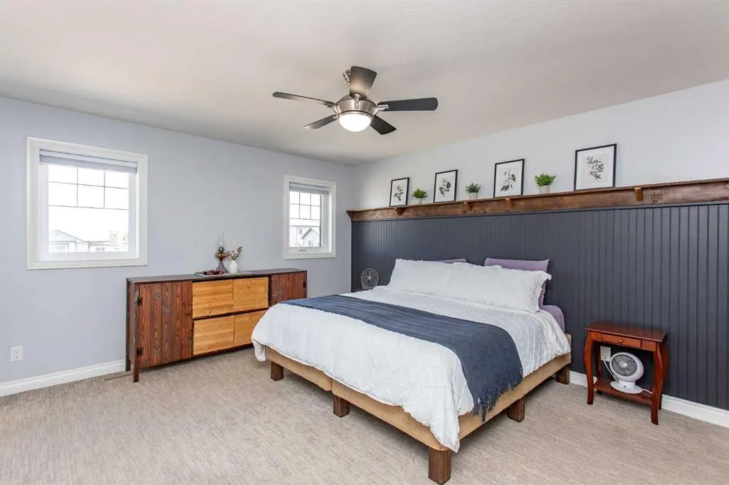 66 WOODBINE Avenue