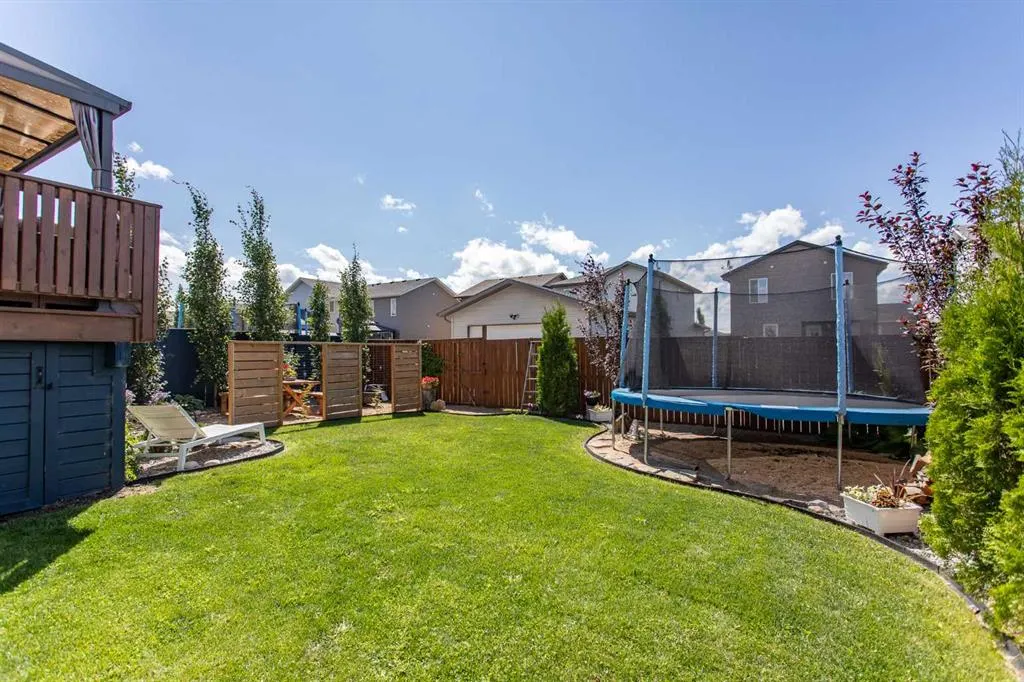 66 WOODBINE Avenue