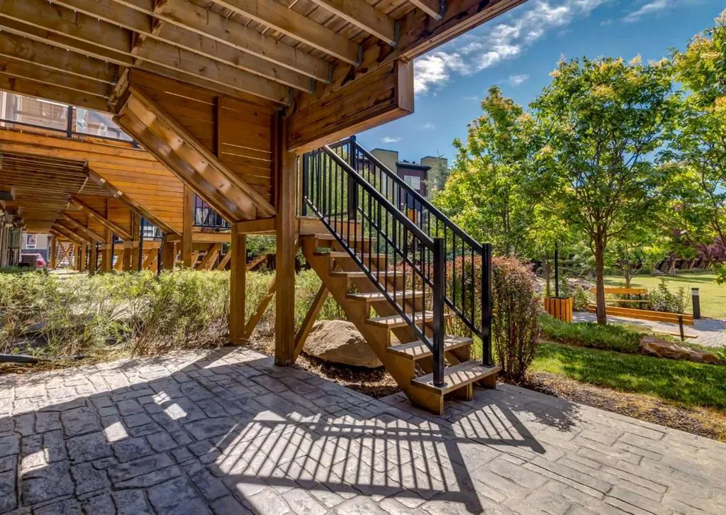 335 Covecreek Circle NE