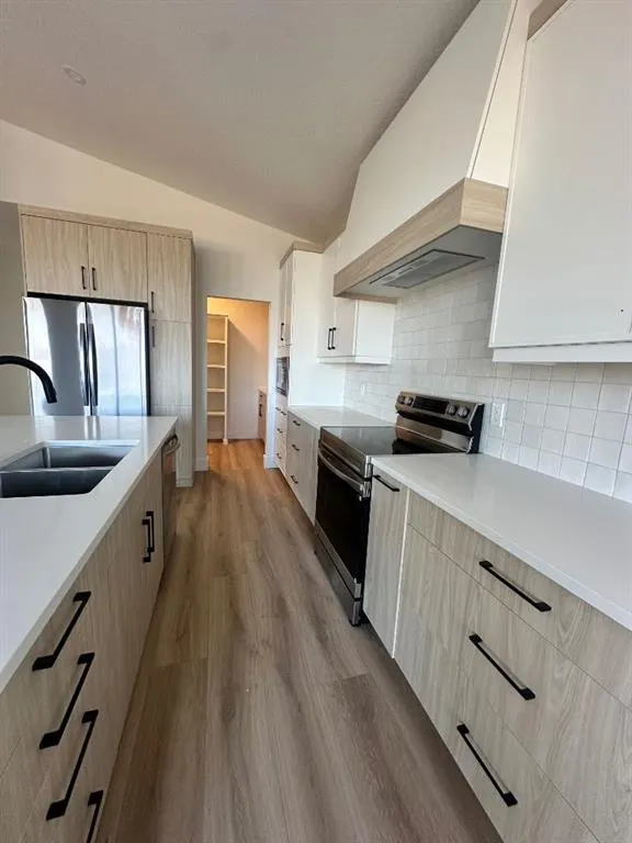 120 Beaconview Place