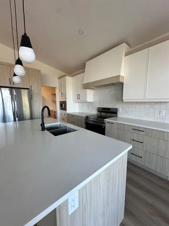 120 Beaconview Place