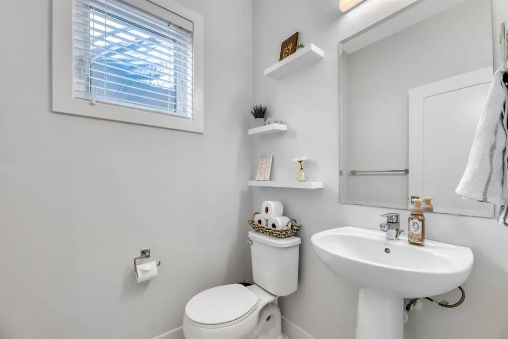 72 Cornerstone Manor NE, #513
