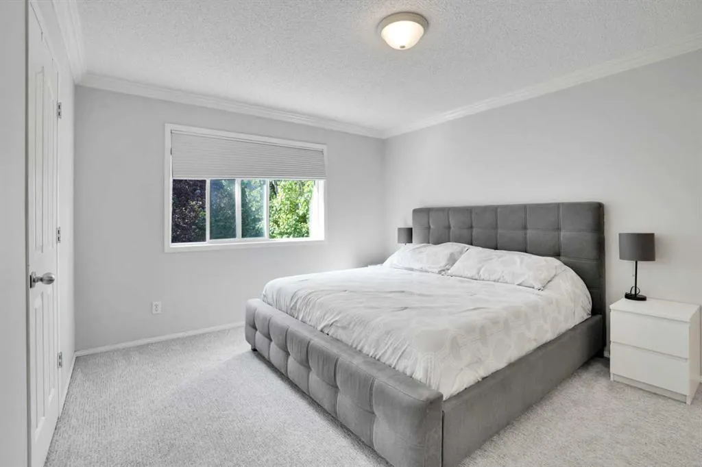 264 harvest hills Drive NE