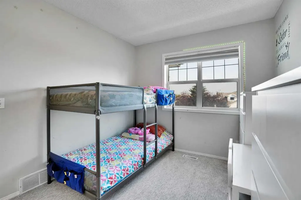 264 harvest hills Drive NE