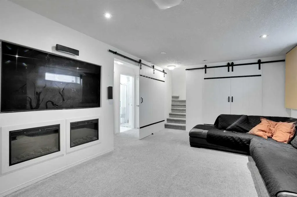264 harvest hills Drive NE