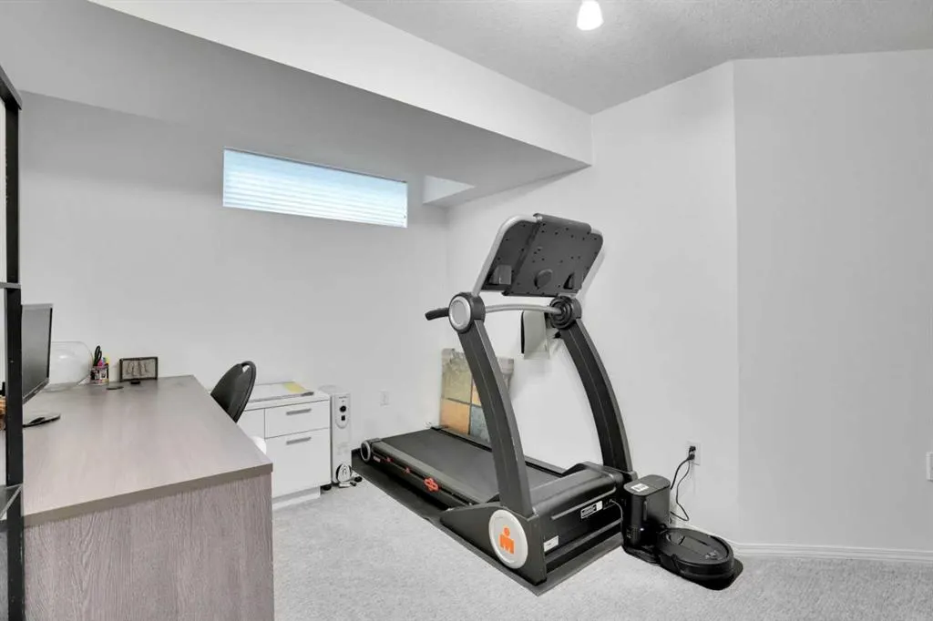 264 harvest hills Drive NE