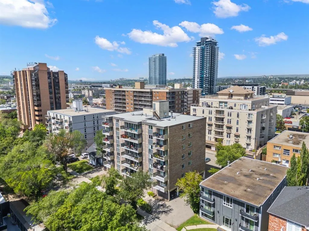 1312 13 Avenue SW, #202