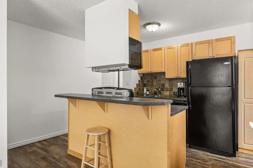 1312 13 Avenue SW, #202