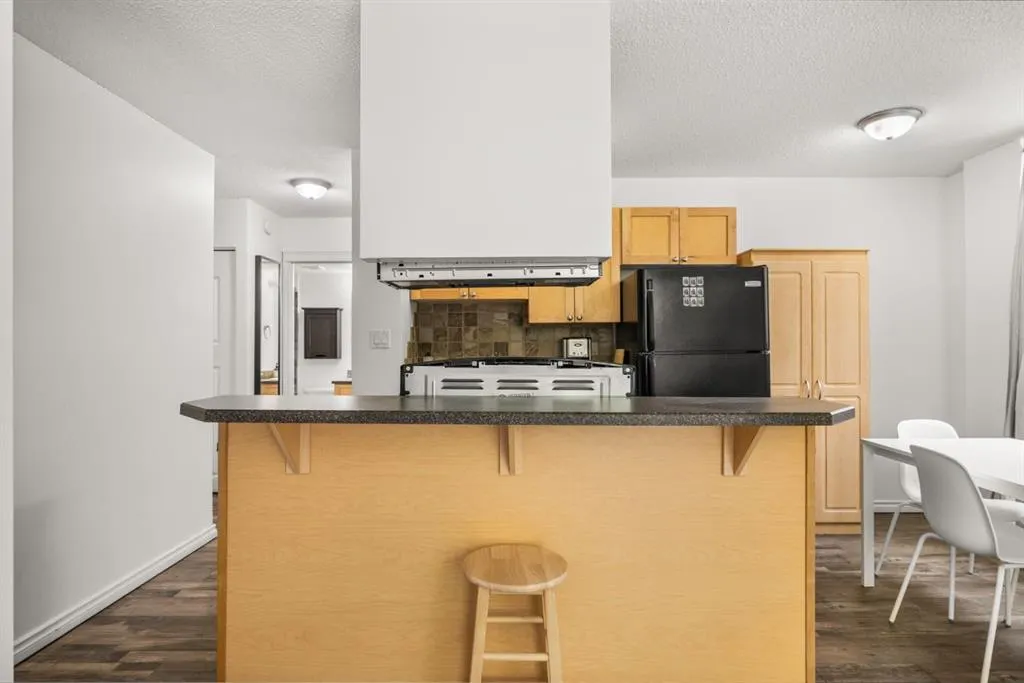 1312 13 Avenue SW, #202