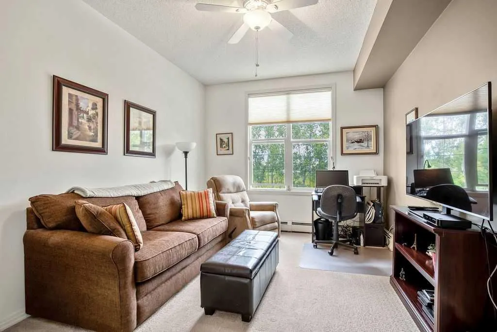 1 Crystal Green Lane, #311