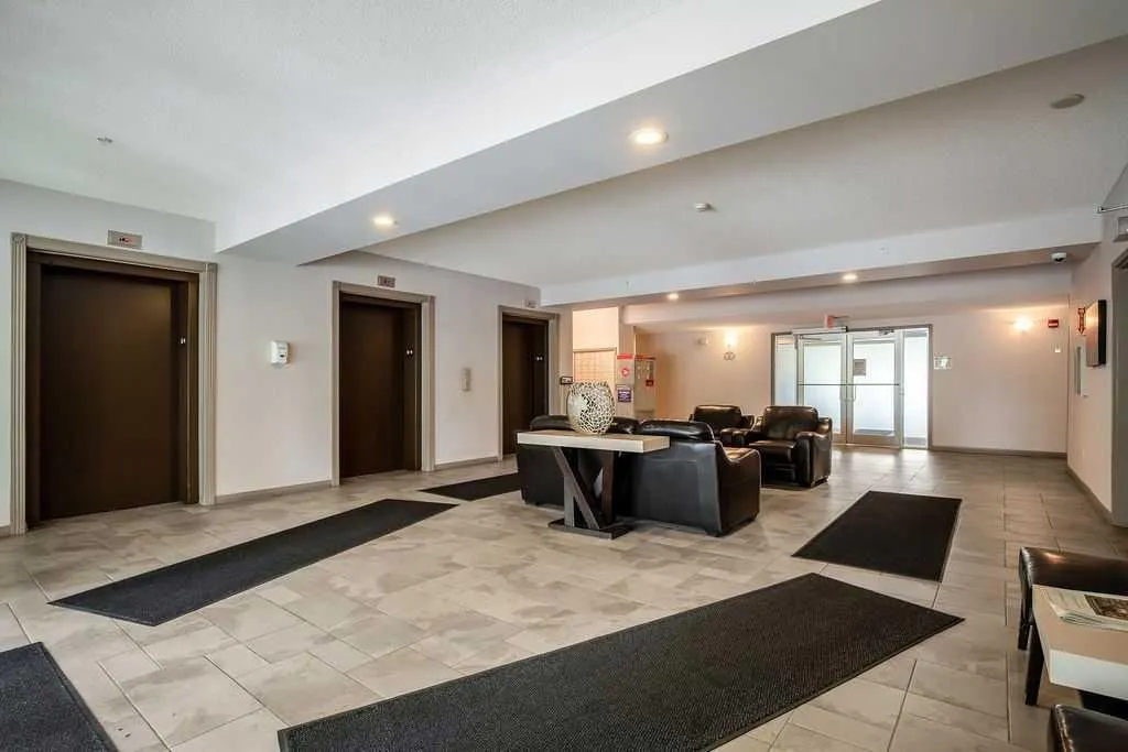 1 Crystal Green Lane, #311