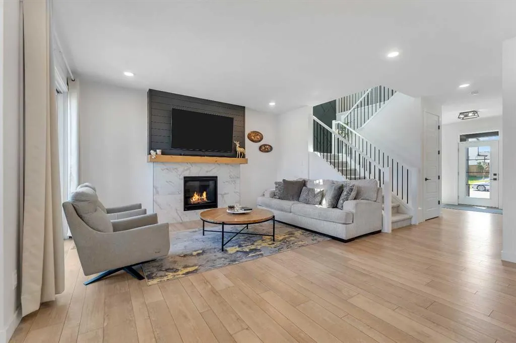 514 South Harmony Drive