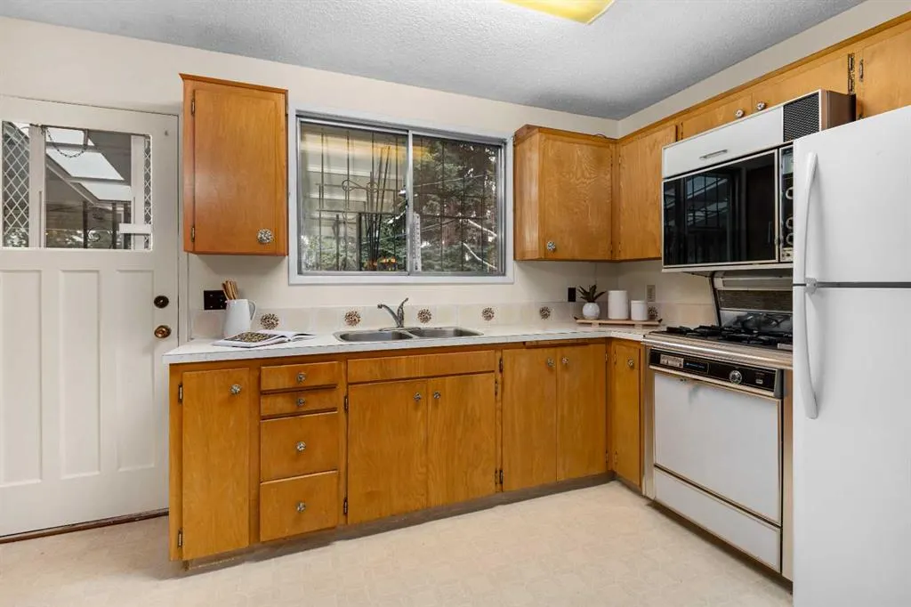 708 Foritana Road SE