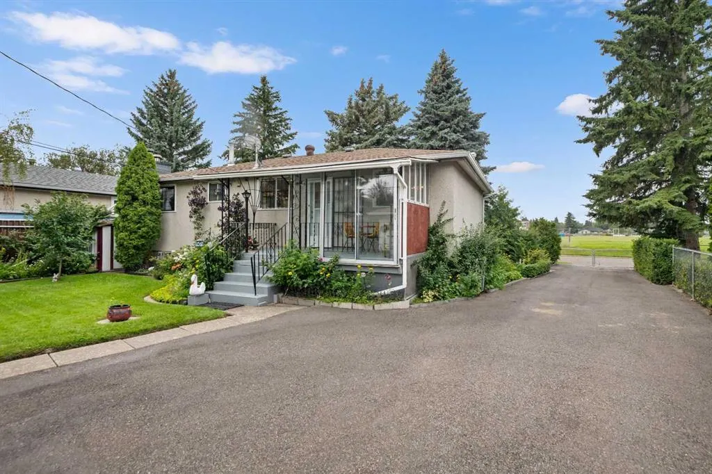 708 Foritana Road SE