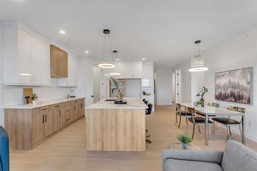 569 Muirfield Crescent