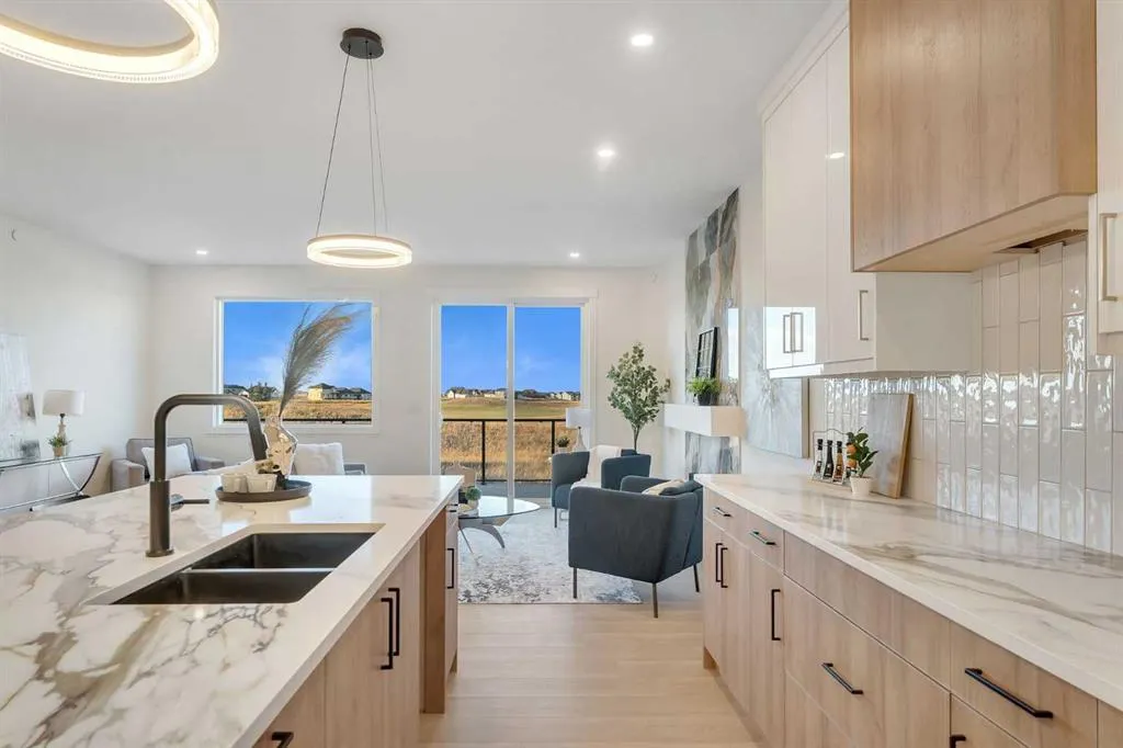 569 Muirfield Crescent